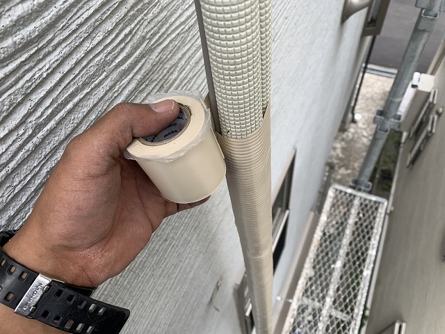 エアコンホースの補修